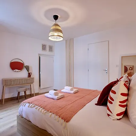 Le Oliva Chez Les M By Primo Conciergerie Apartment Nevers Exterior photo